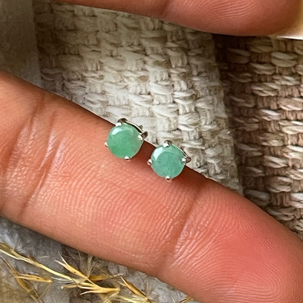 925 Sterling Silver Natural Emerald Stud Earrings!!  “Royal Delicacies” - Picture 12 of 17